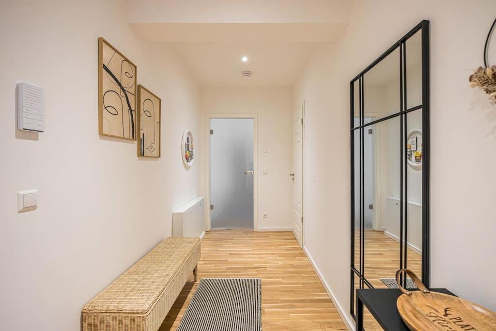Stylisches Zentrales City-Apartment Mit 2 Balkonen Лайпциг Екстериор снимка