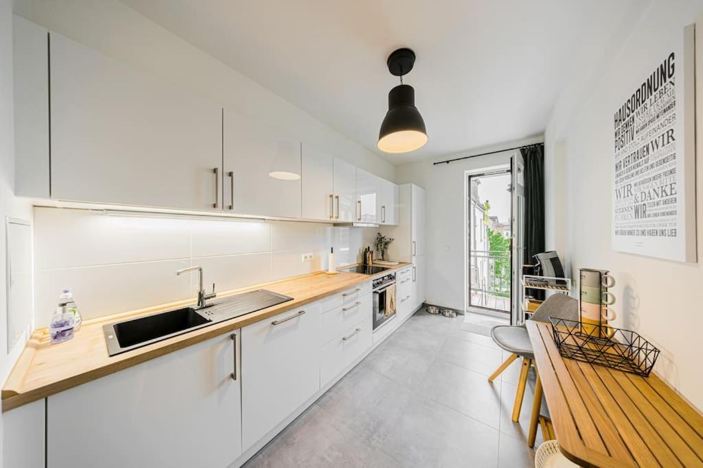 Stylisches Zentrales City-Apartment Mit 2 Balkonen Лайпциг Екстериор снимка