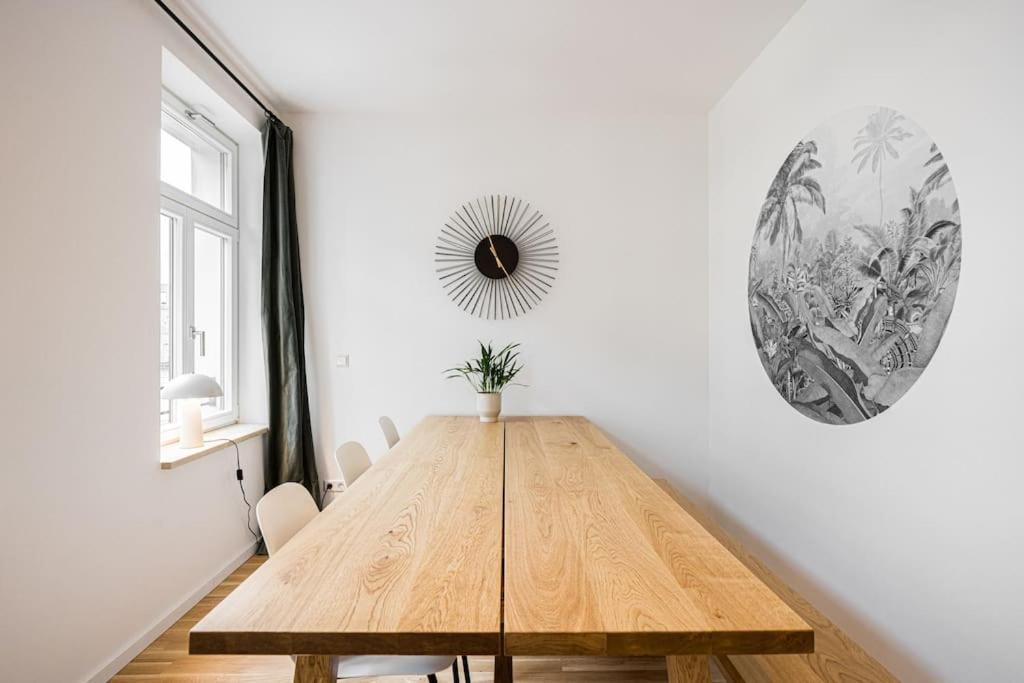 Stylisches Zentrales City-Apartment Mit 2 Balkonen Лайпциг Екстериор снимка