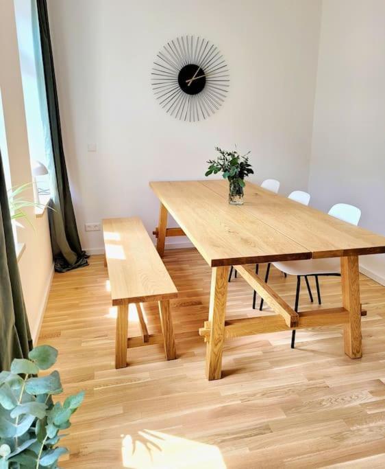 Stylisches Zentrales City-Apartment Mit 2 Balkonen Лайпциг Екстериор снимка