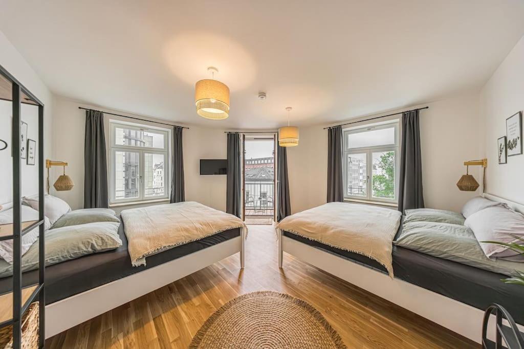 Stylisches Zentrales City-Apartment Mit 2 Balkonen Лайпциг Екстериор снимка